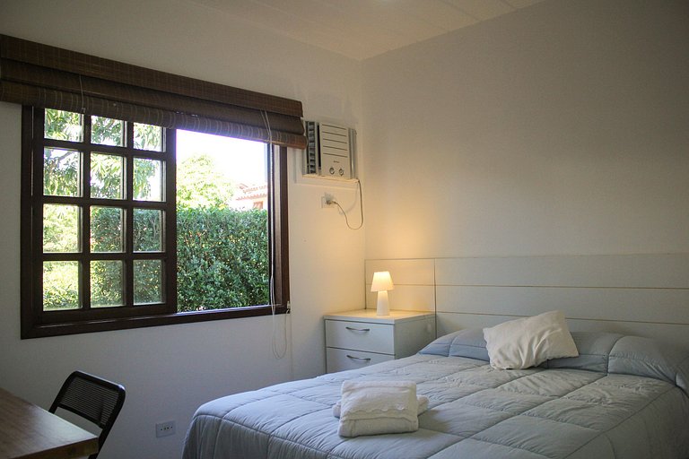 Bz10 House in a gated club community steps from the beach