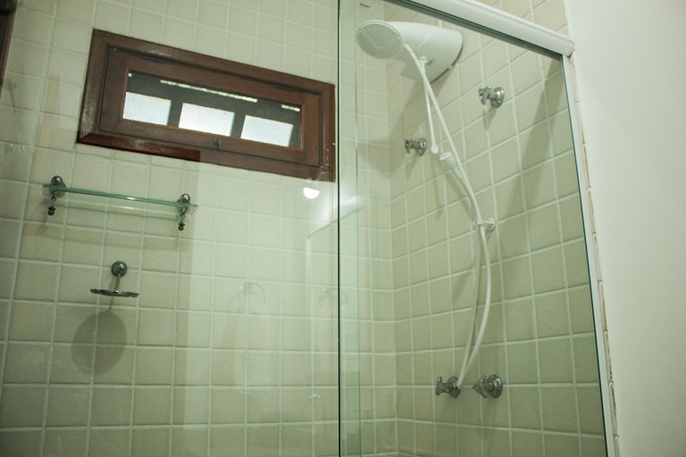 Bz10 - Casa em Condomínio Clube a Passos da praia