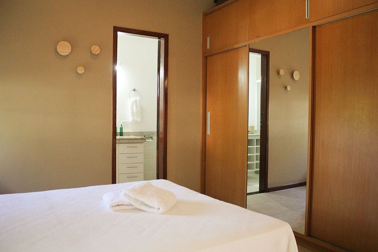 Bz10 Hermosa casa! 4 suites en condominio cerrado!