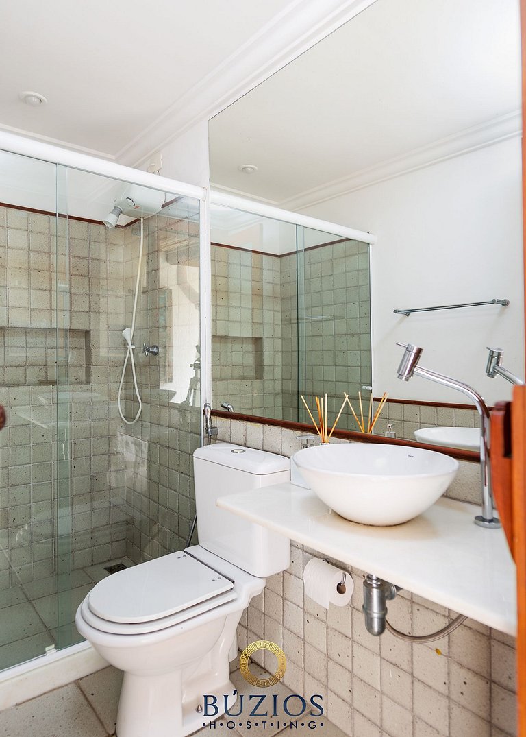 Casa com piscina/sauna/churrasqueira a 300m da praia BZ34