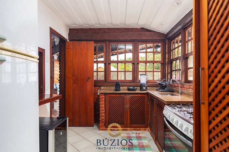 Casa com piscina/sauna/churrasqueira a 300m da praia BZ34