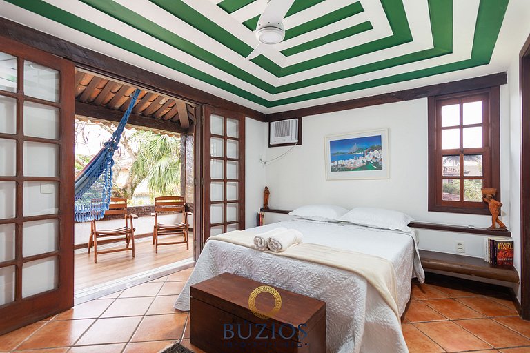 Casa com piscina/sauna/churrasqueira a 300m da praia BZ34