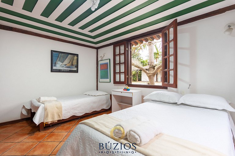 Casa com piscina/sauna/churrasqueira a 300m da praia BZ34