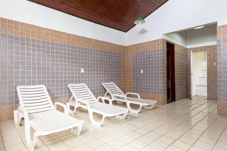 Na Quadra da praia! Casa 5 suítes em condominio. BZ09
