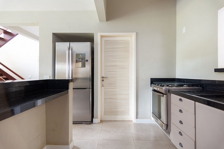 Bz09 frente al mar! Casa con 5 suites!