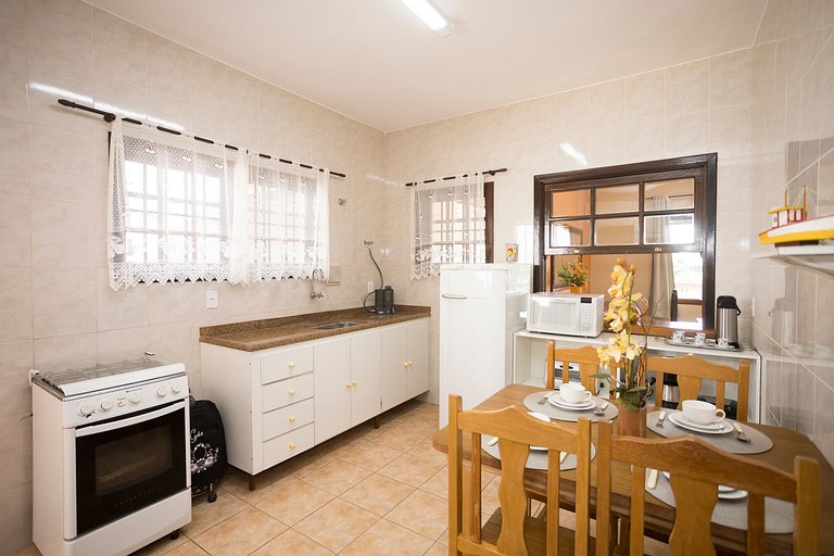 Bz19 a 200 m de la Playa de Ferradura Casa independiente