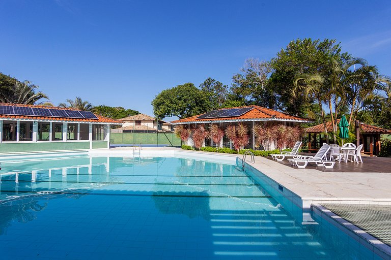 Bz10 House in a gated club community steps from the beach