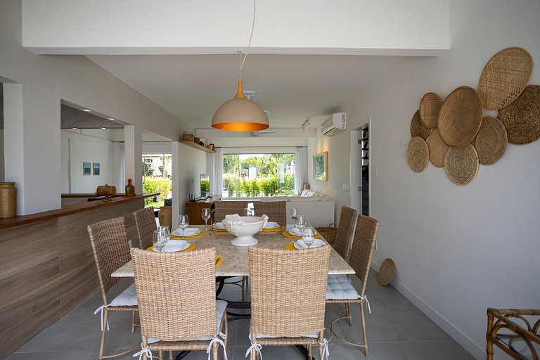 BZ42 Na Quadra da praia! Casa alto padrão completa