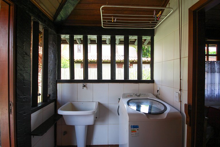 Bz46 150m from the beach! House with Jacuzzi and 5 suites!