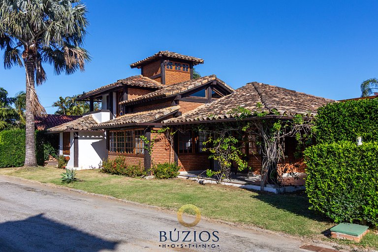 Bz46 300m from the beach! House with Jacuzzi and 5 suites!