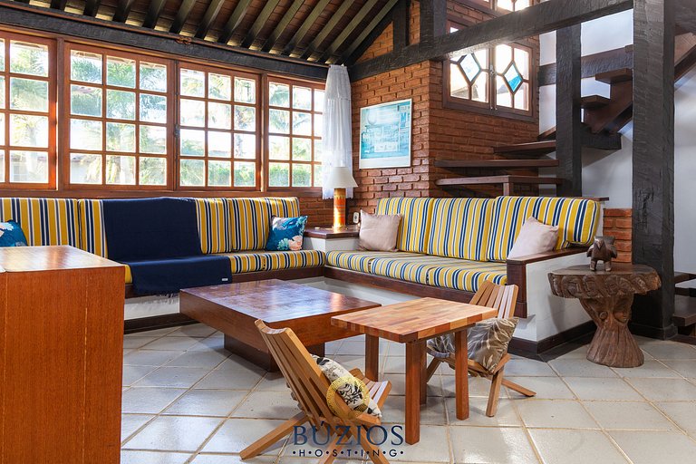 Bz46 300m from the beach! House with Jacuzzi and 5 suites!