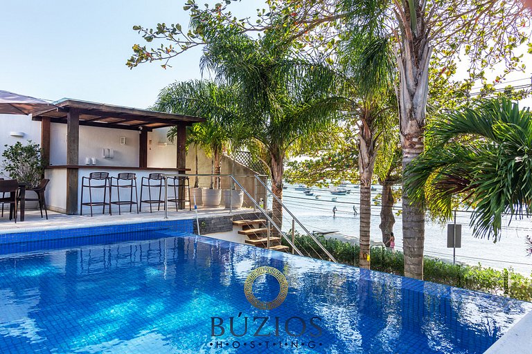 Pé na Orla Bardot Condominio frente al mar casa con 4 suites