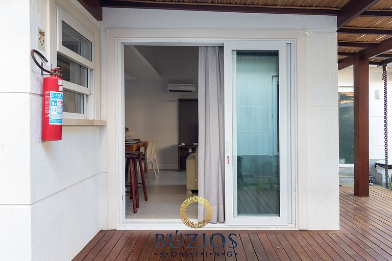 Pé na Orla Bardot Condominio frente al mar casa con 4 suites