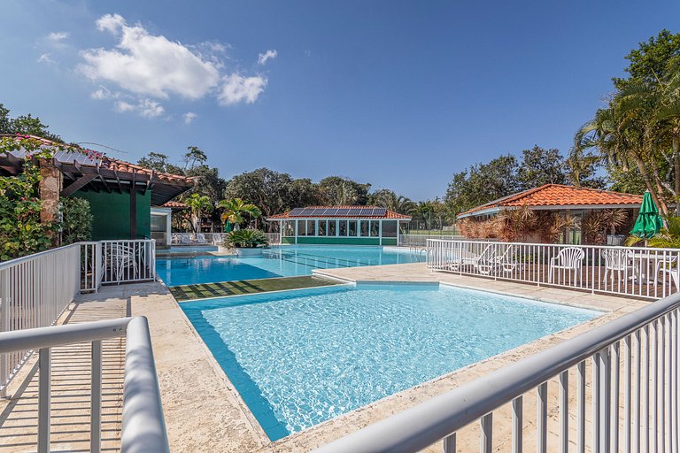 Bz49 House 5 minutes from the beach Gated Comm. Club