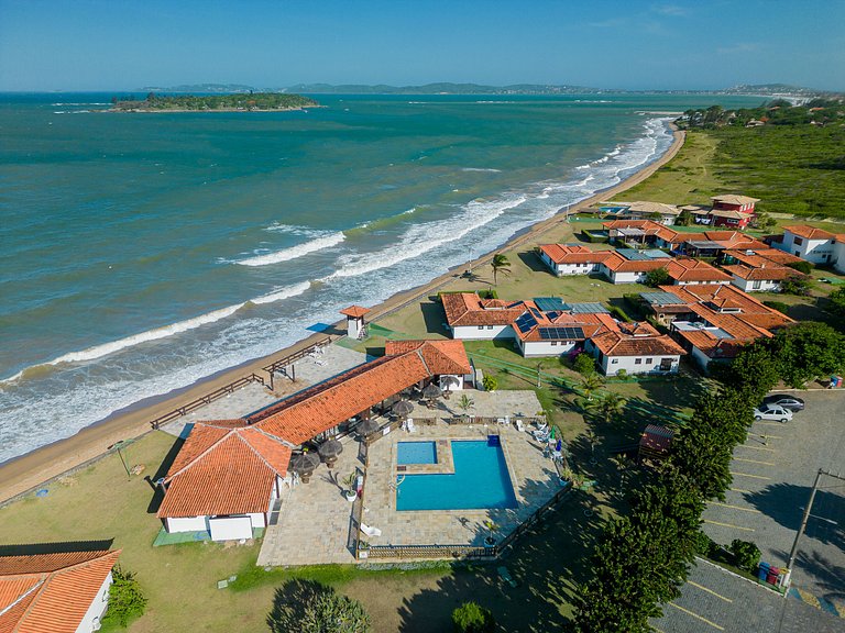 Cond Búzios Resort Pé na areia! Casa 3 suítes. BZ60