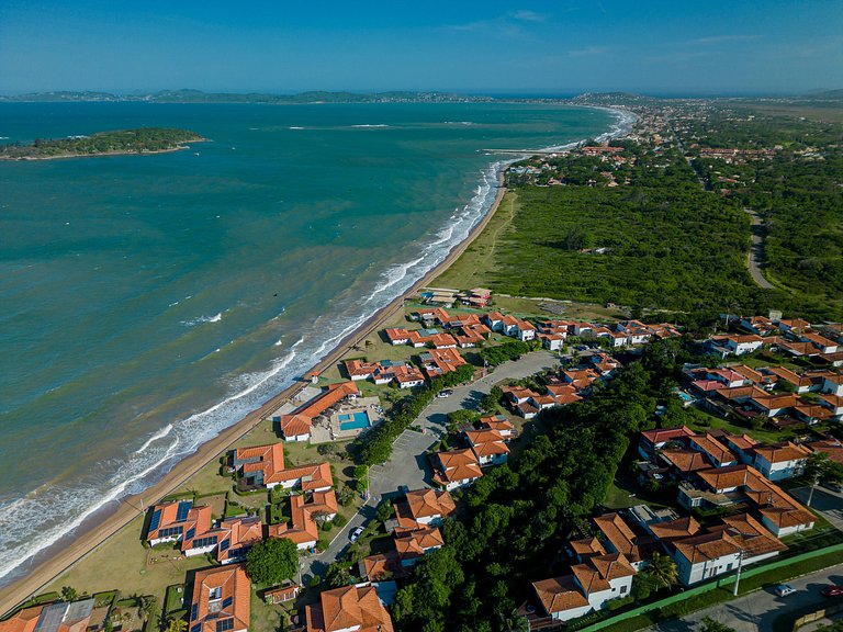 Cond Búzios Resort Pé na areia! Casa 3 suítes. BZ60