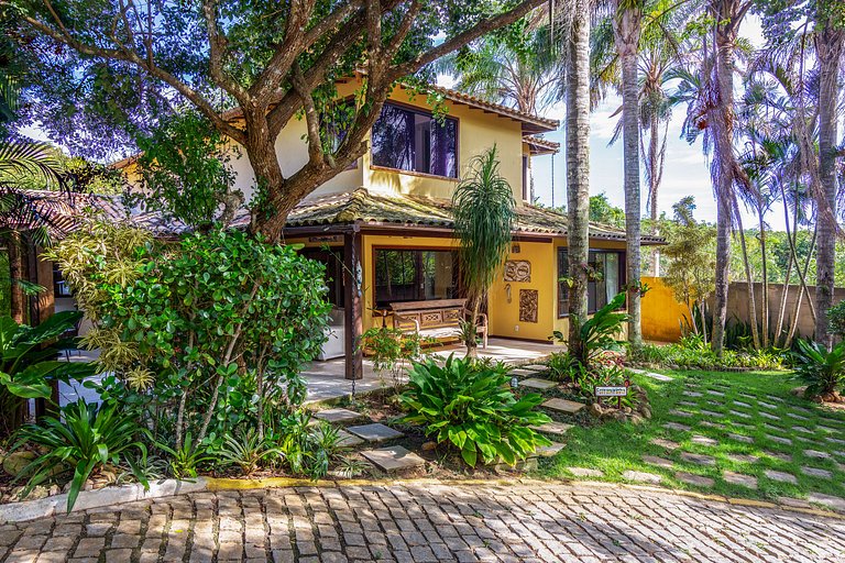 BZ62 Center! Large house, 5 suites and gourmet area