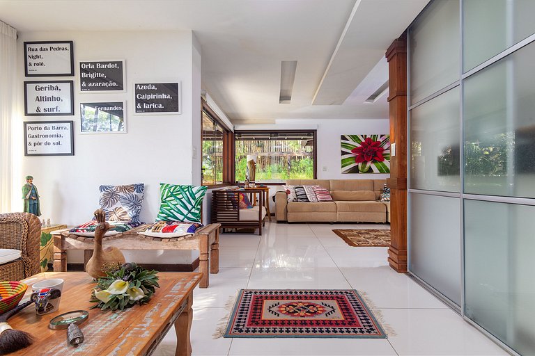 BZ62 Center! Large house, 5 suites and gourmet area