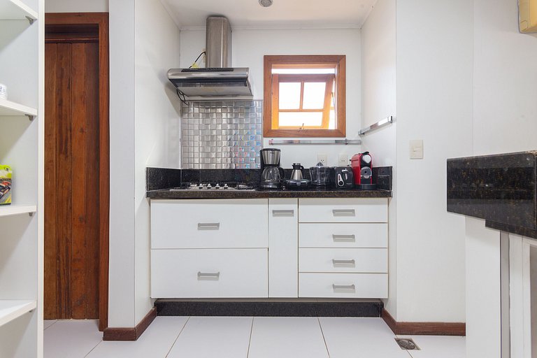 BZ62 Center! Large house, 5 suites and gourmet area