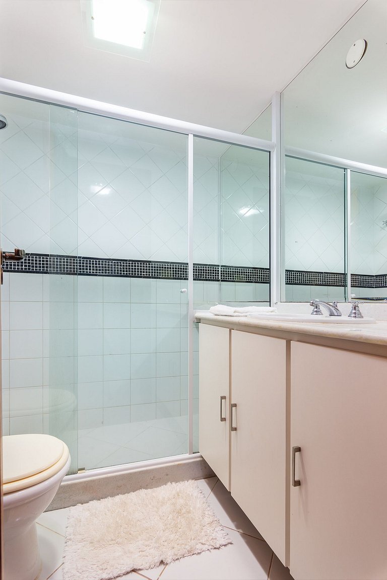 BZ62 Center! Large house, 5 suites and gourmet area