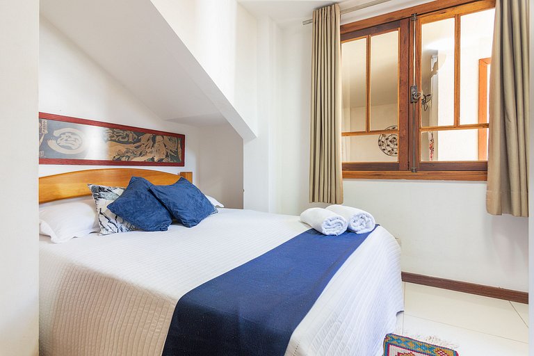 BZ62 Center! Large house, 5 suites and gourmet area