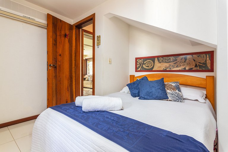 BZ62 Center! Large house, 5 suites and gourmet area