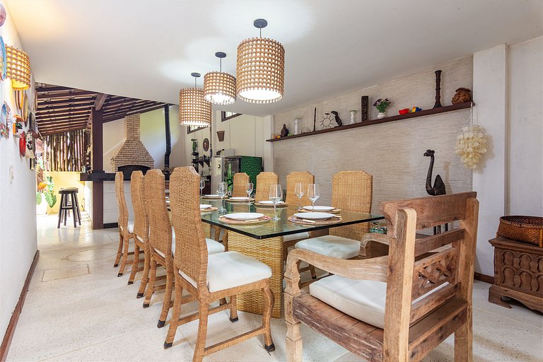 BZ62 Center! Large house, 5 suites and gourmet area