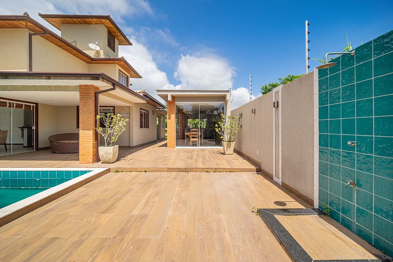 Bz67 Casa 150m da praia c/ piscina e sauna priv.