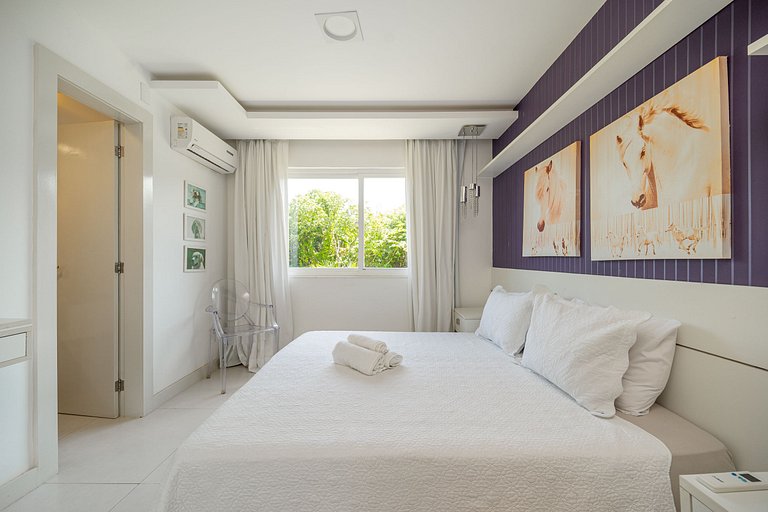 Casa c/ piscina privativa prox. à Rua das Pedras