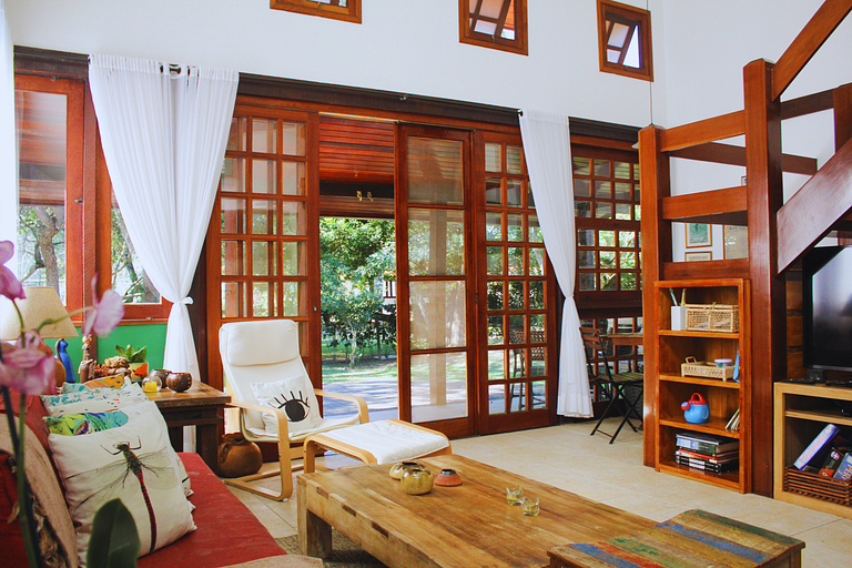 Bz10 House in a gated club community steps from the beach