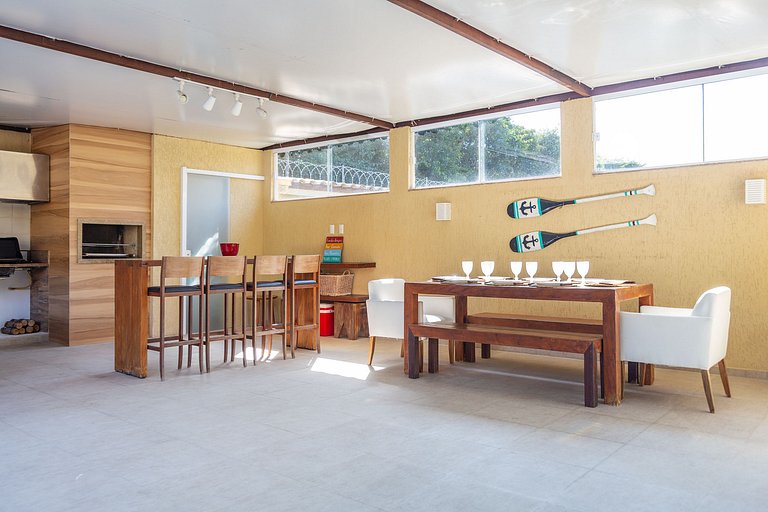 ¡Centro Bz71! Preciosa casa con piscina privada!