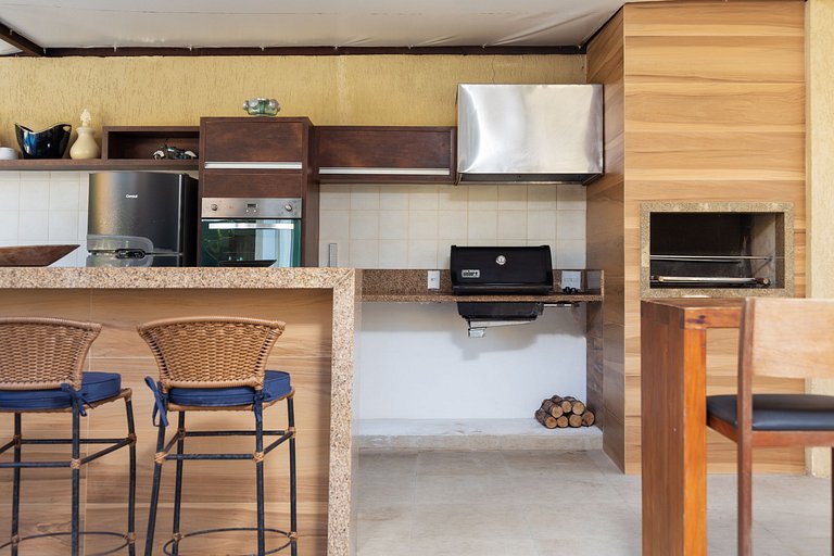 ¡Centro Bz71! Preciosa casa con piscina privada!