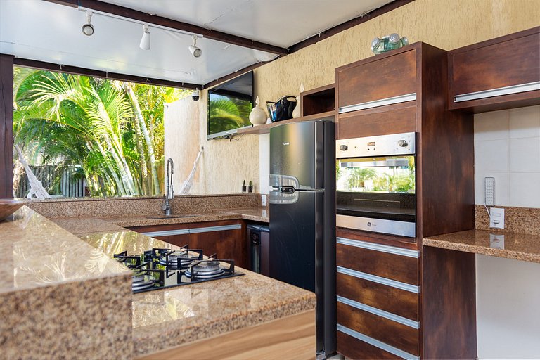 Bz71 Center! Beautiful house with private pool!