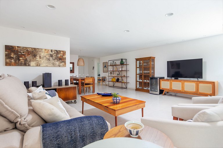 Bz71 Center! Beautiful house with private pool!