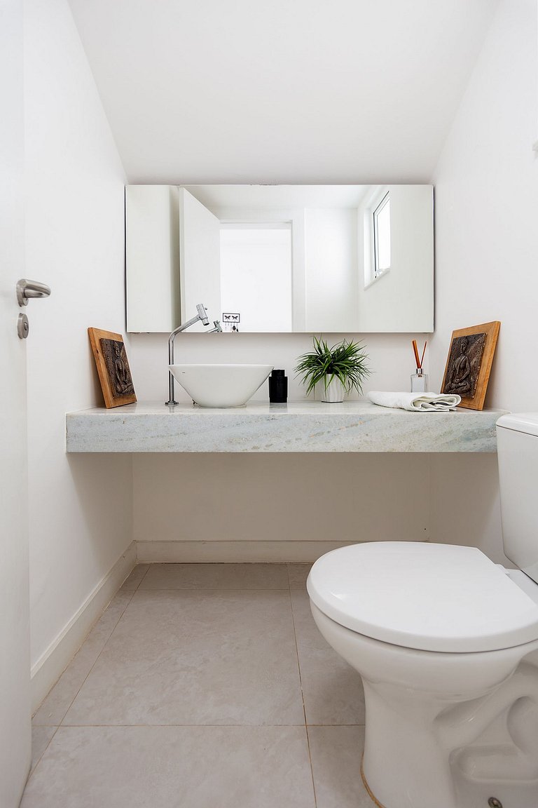 ¡Centro Bz71! Preciosa casa con piscina privada!