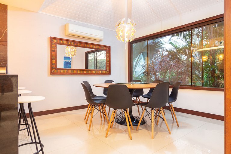 Bz 51 Center! High standard, 4 Suites with/ Private leisure