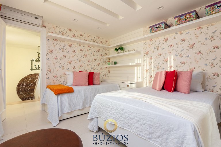 Bz45 ¡Calle de piedra! Casa de lujo con piscina