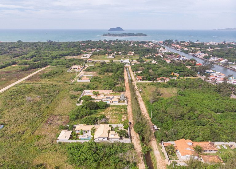 BZ76 large house with 3 suites and private pool