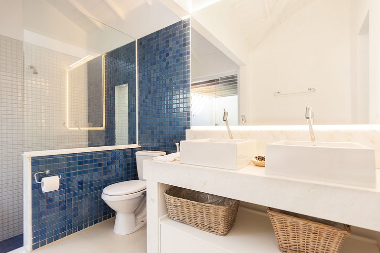BZ76 casa grande con 3 suites y piscina privada