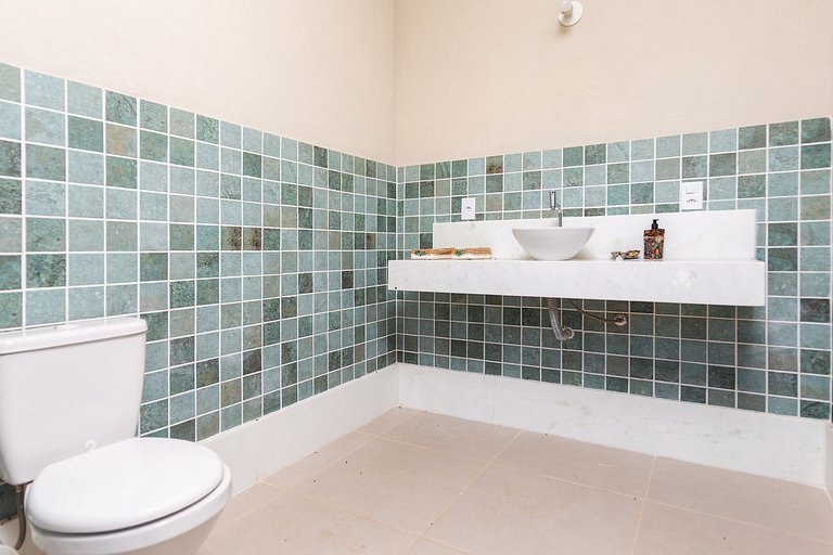 BZ76 casa grande con 3 suites y piscina privada
