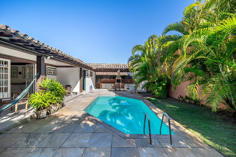BZ39 House with private pool 150 m from the beach
