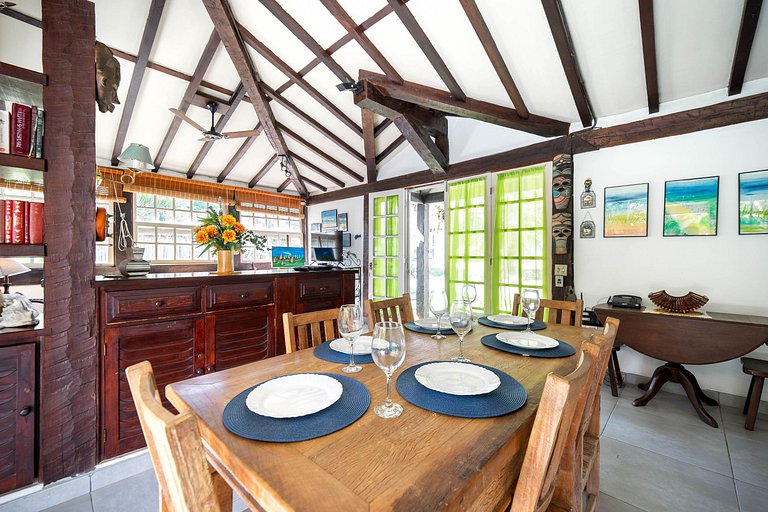 Bz39 House with private pool 300m from the beach!