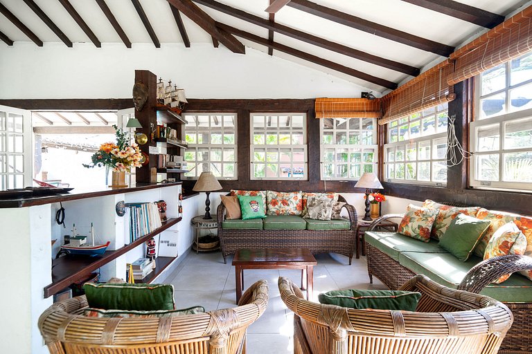 Bz39 House with private pool 300m from the beach!