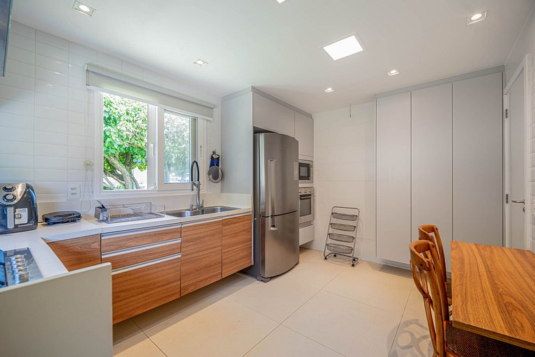 Bz77 Pé na areia! Casa com 4 suítes