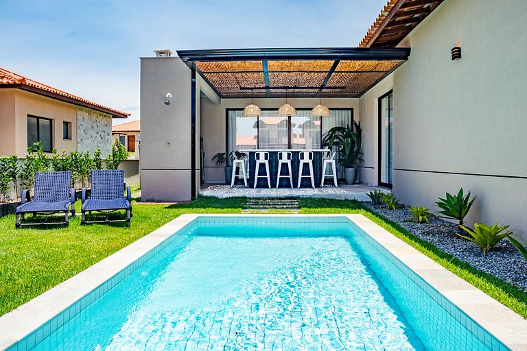 Bz94 Hermosa casa con piscina frente al canal!