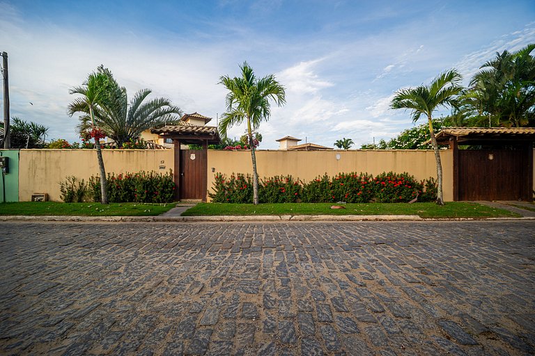 Bz98 Geribá large house with 4 suites and grassy area
