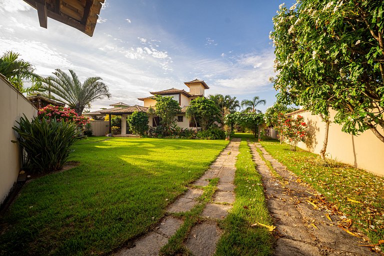 Geribá!Casa 4 suítes, churrasqueira e área gramada BZ98