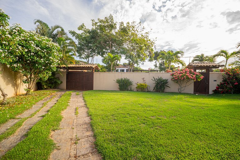 Bz98 Geribá large house with 4 suites and grassy area