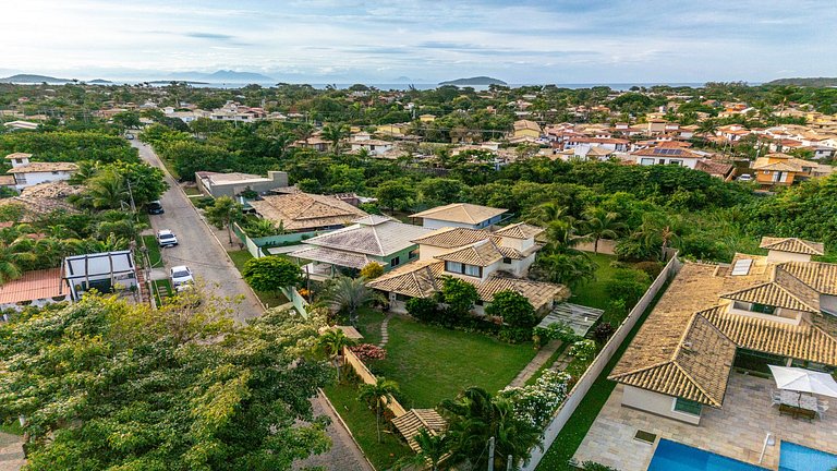 Geribá!Casa 4 suítes, churrasqueira e área gramada BZ98