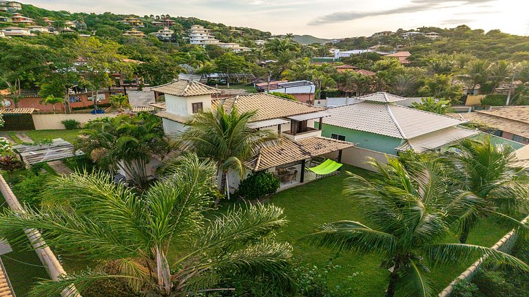 Geribá!Casa 4 suítes, churrasqueira e área gramada BZ98